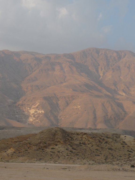 omantrail200.jpg